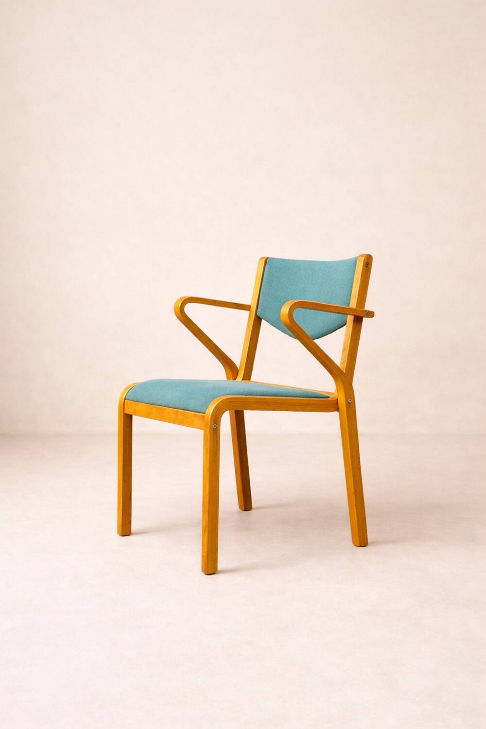 Set of 6 Kinnepards chairs in curved wood – Scandinavian design