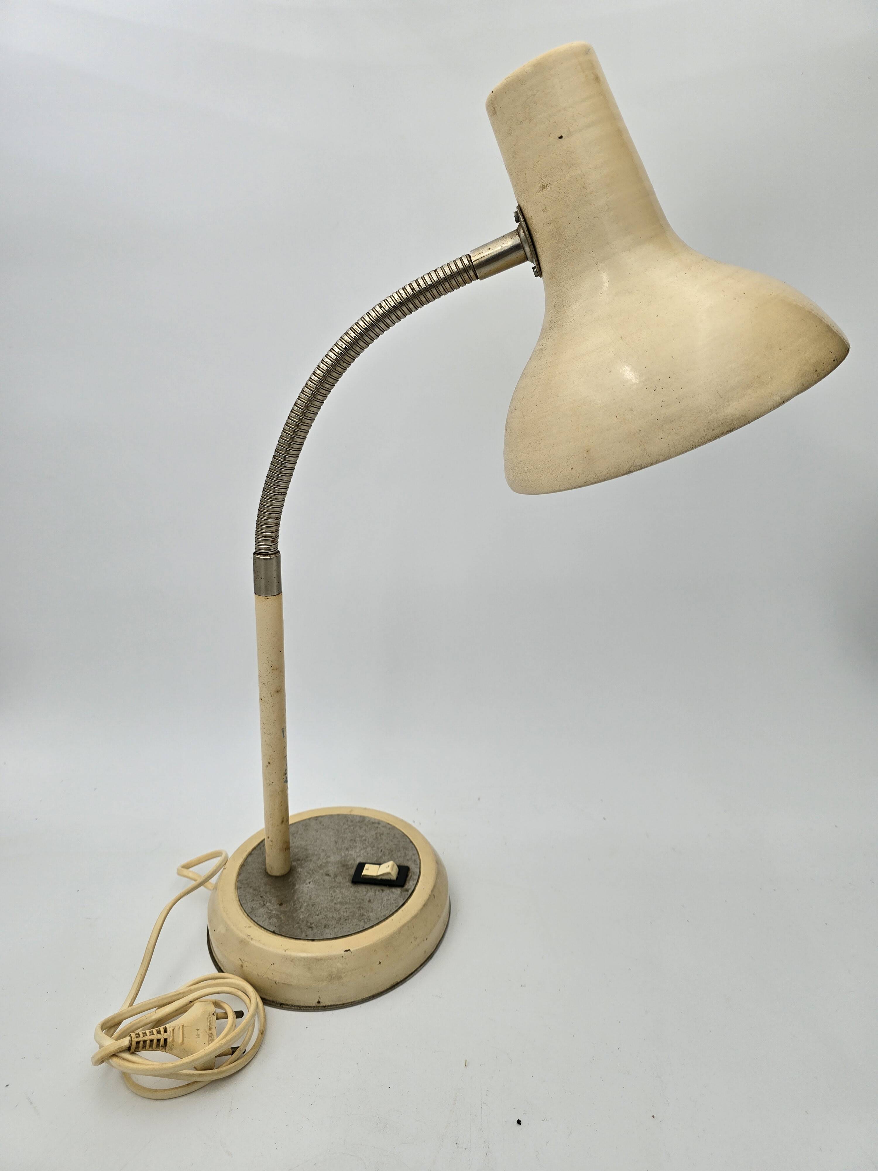 60's beige industrial gooseneck lamp