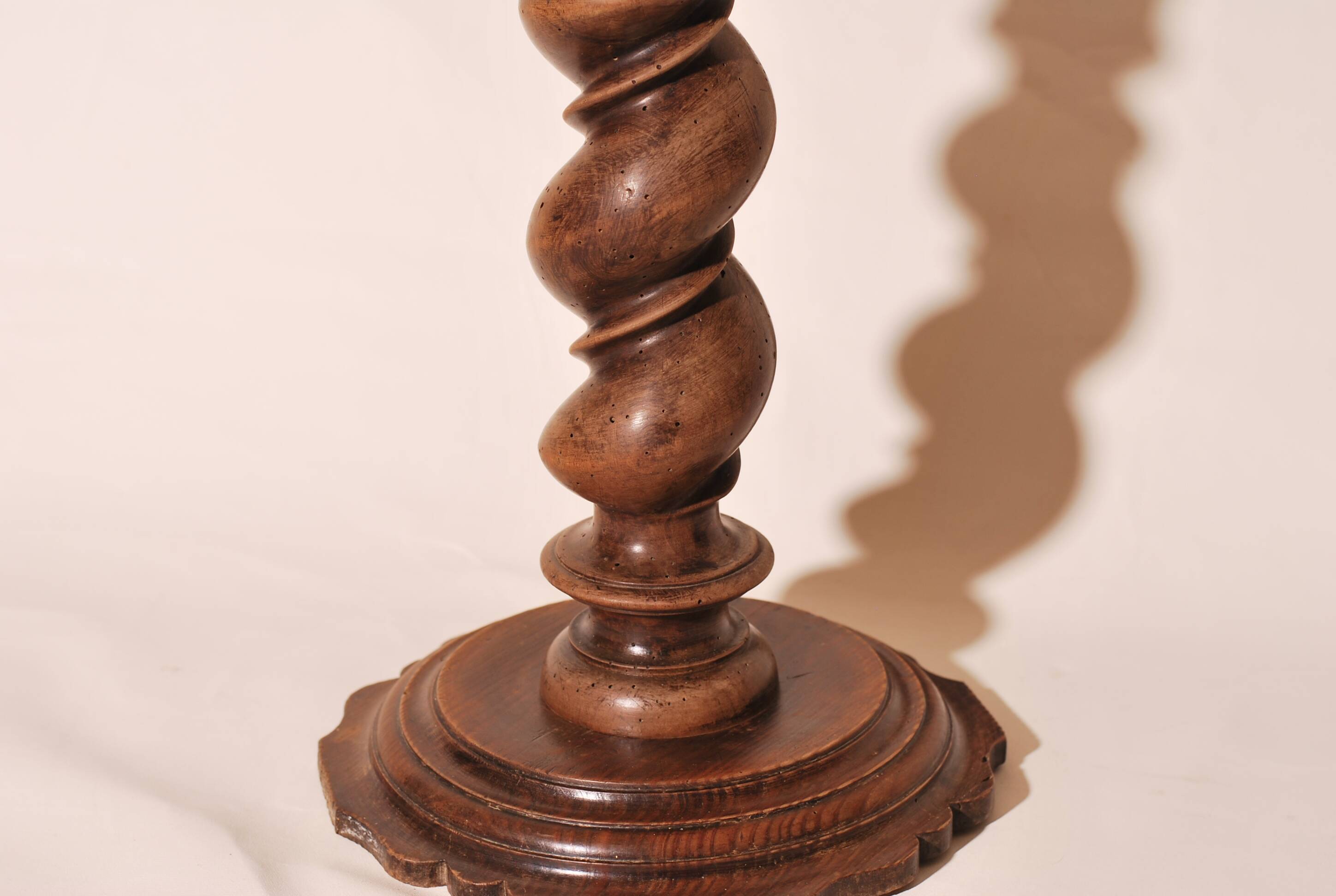 sculpted column, statue rest, plant holder