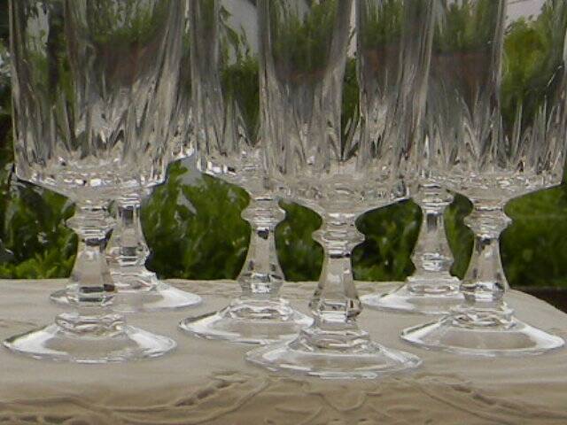 Set of 6 crystal water glasses from arques. louvre model.