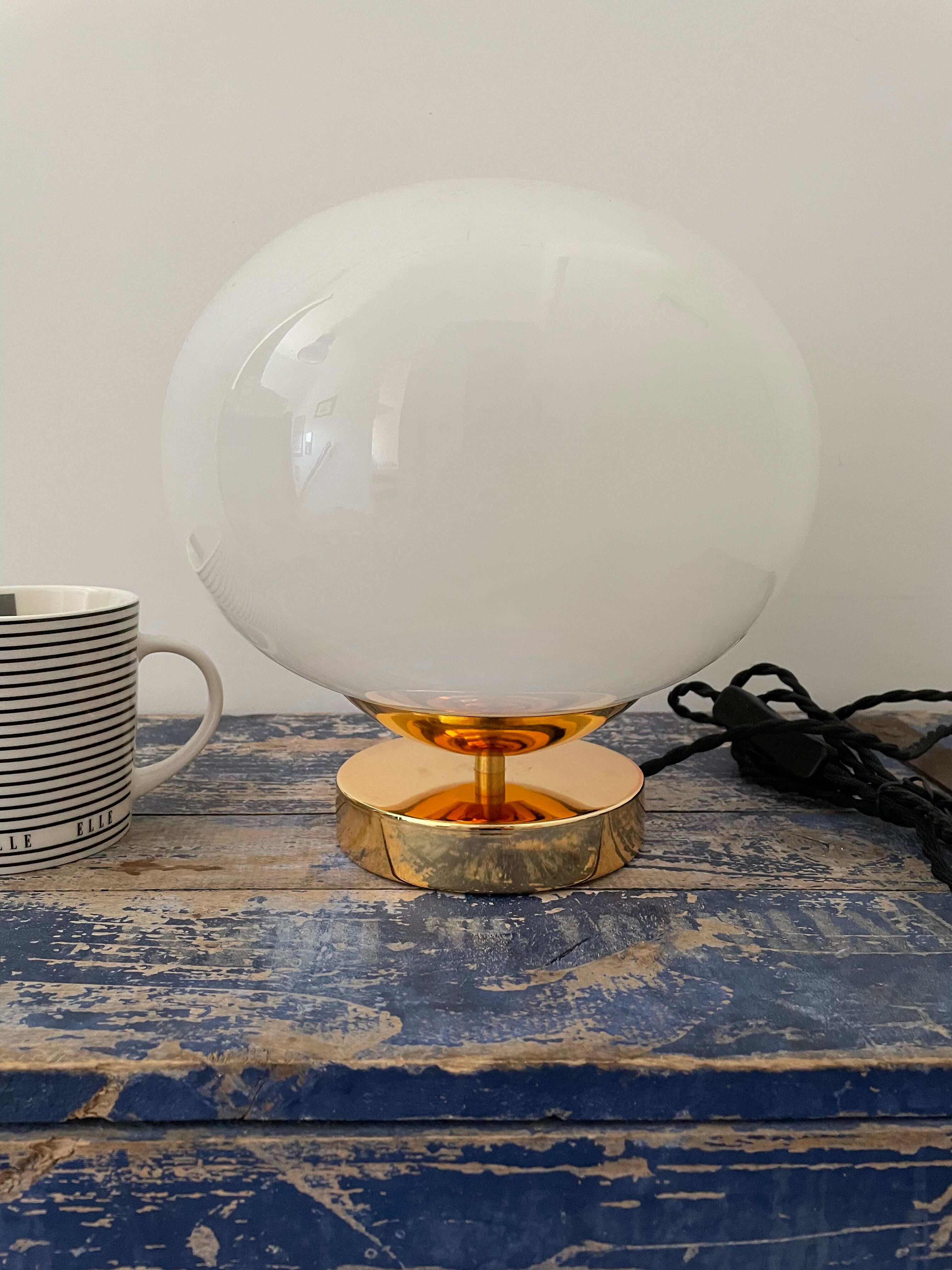White opaline table lamp electrified to nine