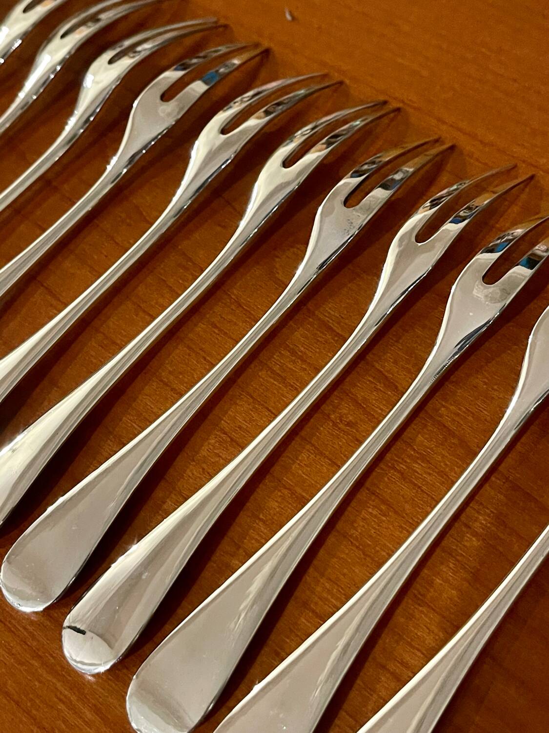 Christofle 12 snail forks, shellfish model Fidelio baguette very good condition