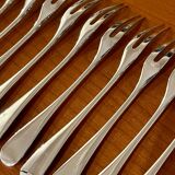 Christofle 12 snail forks, shellfish Fidelio baguette model very good condition