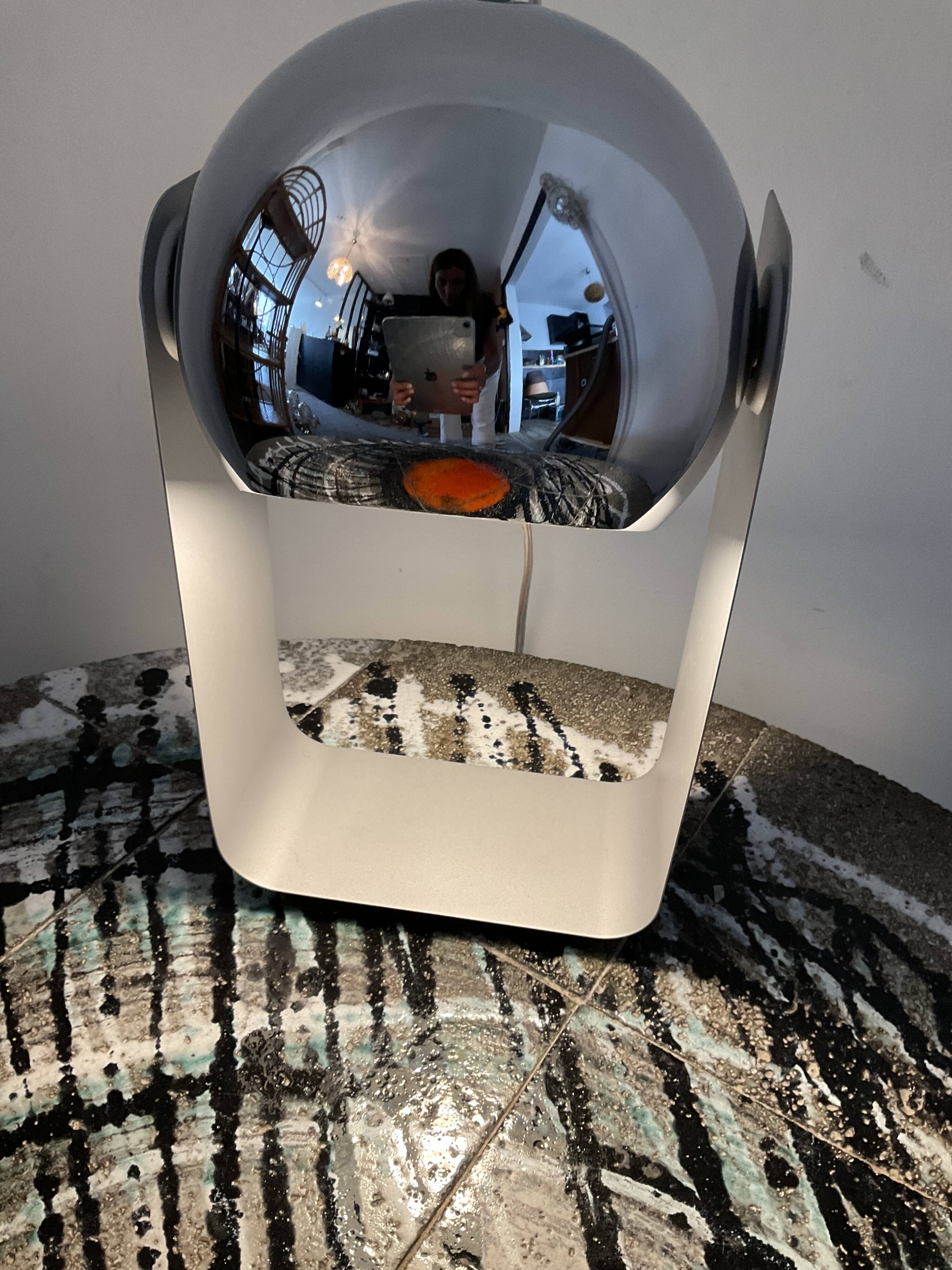 Vintage Eyeball lamp from the 80s