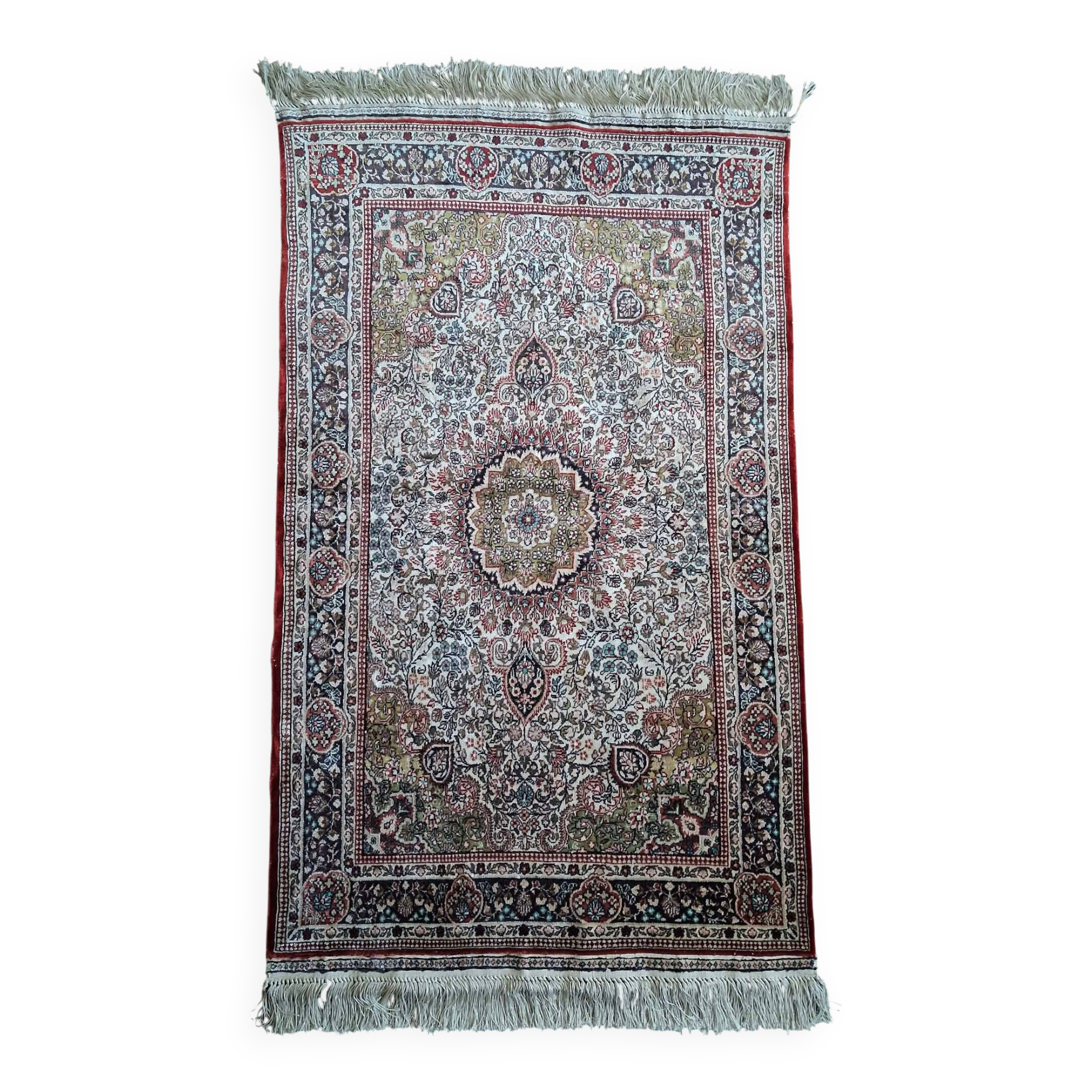 Chinese Hereke silk handmade carpet