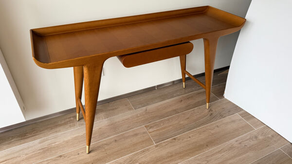 Console / bureau Gio Ponti D.847.1 — Molteni & C (Heritage Collection)