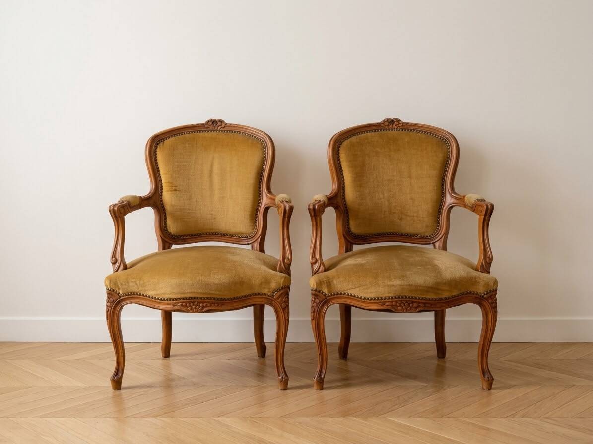 Pair of Louis XV armchairs in golden velvet