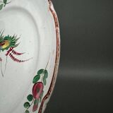 18th century Islettes earthenware plate with Chinese decoration