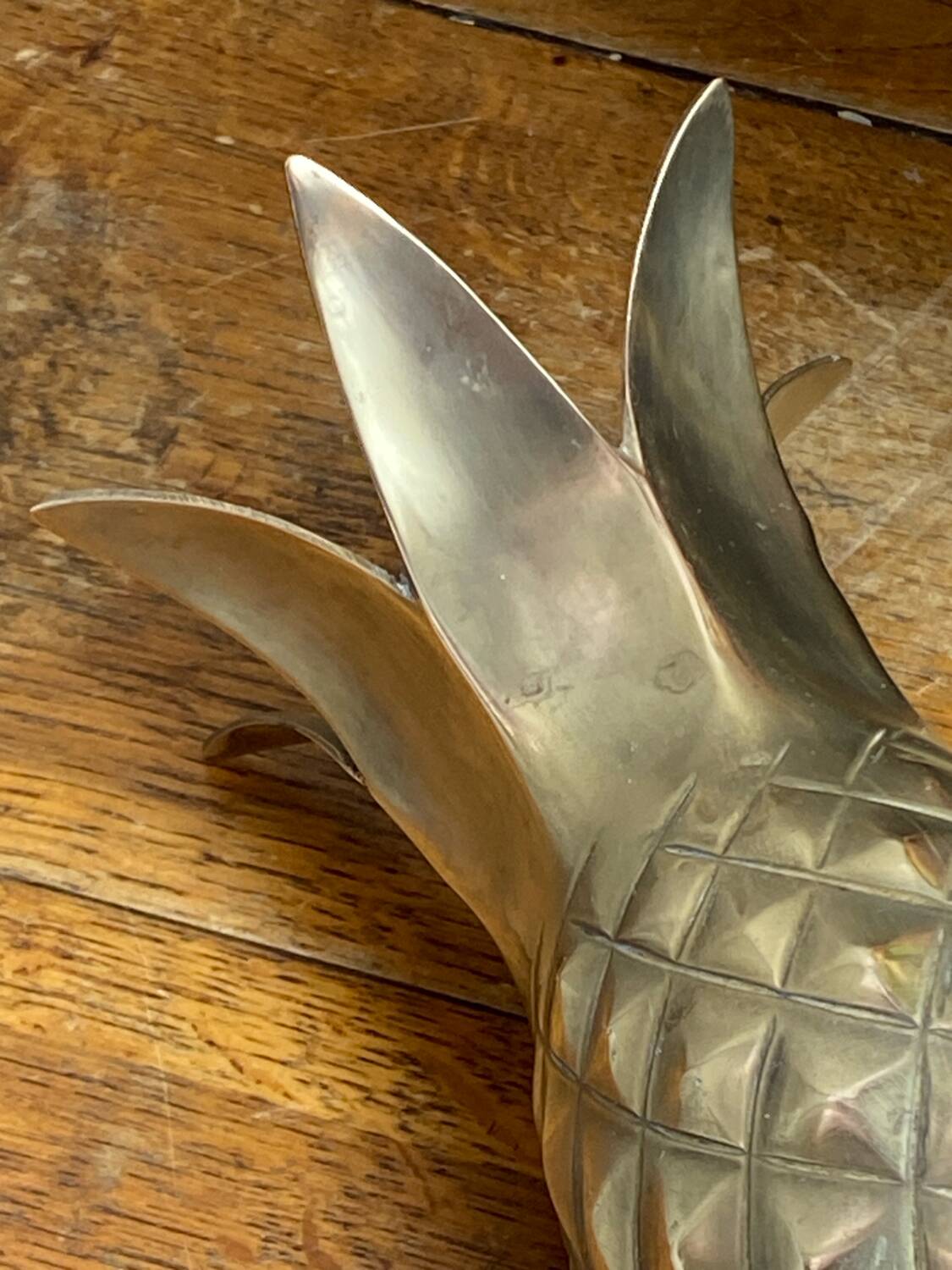 Pineapple vase in solid brass