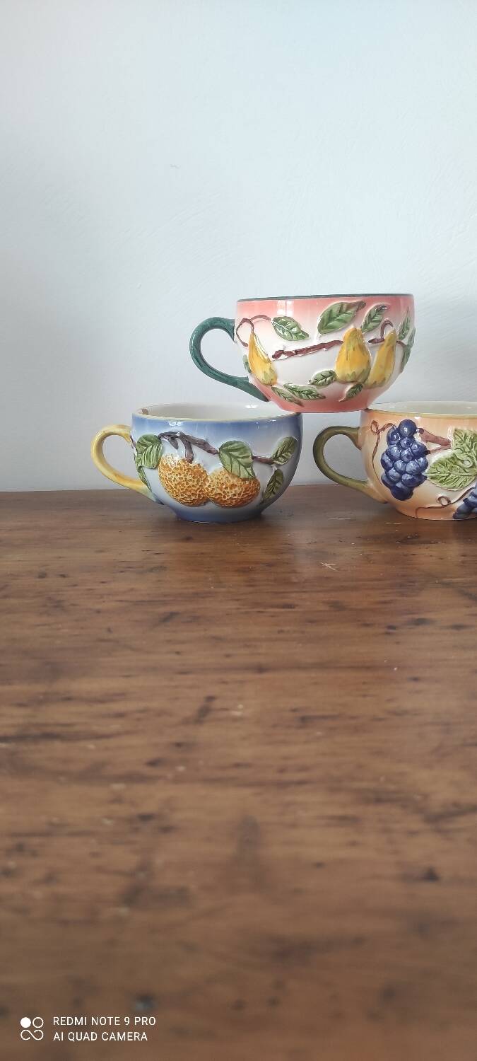 4 tasses en barbotine