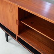 Buffet en teck, design danois, années 1970, production : Danemark