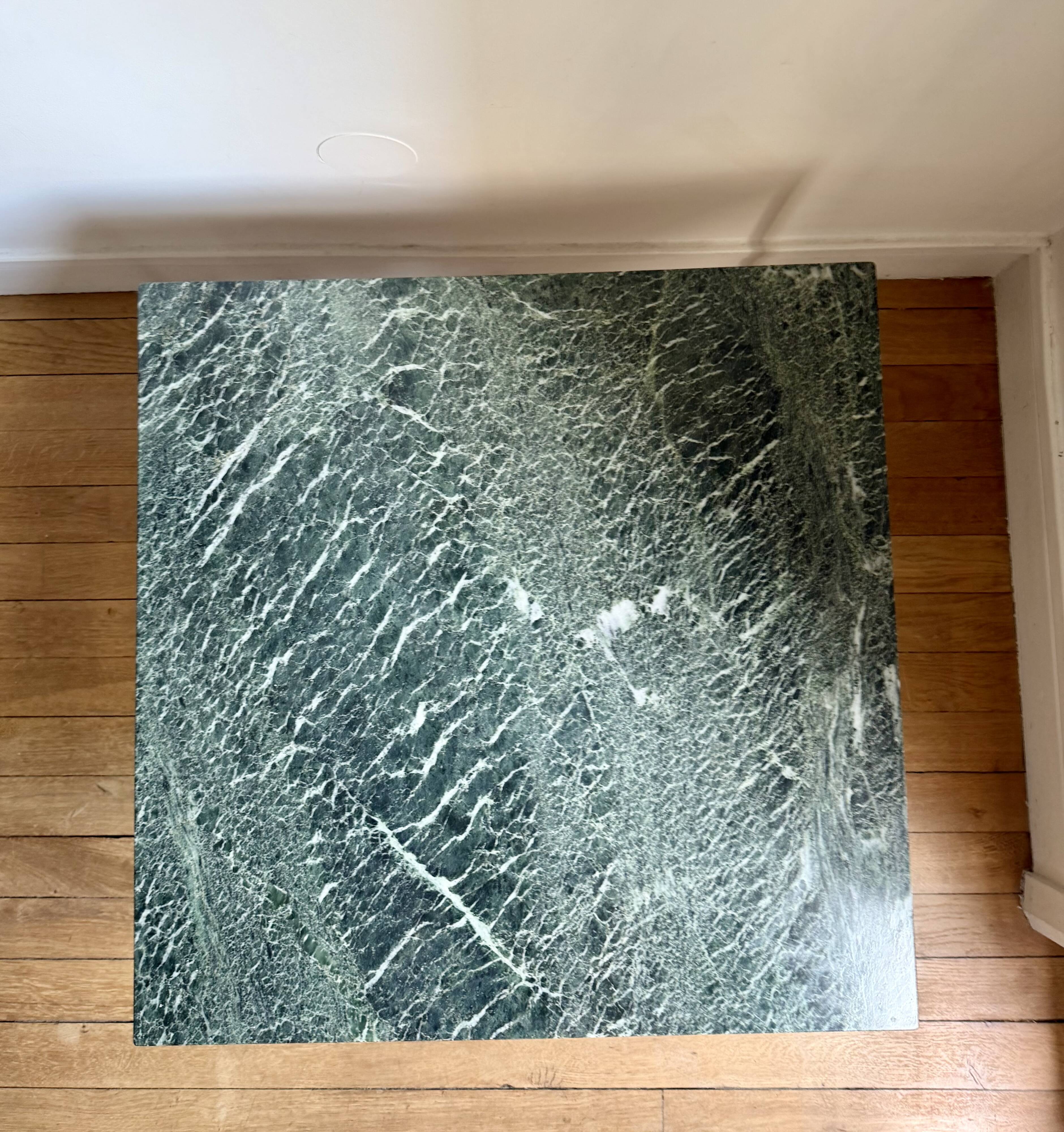 Vintage coffee table in green marble and brass, 1960s-70s.