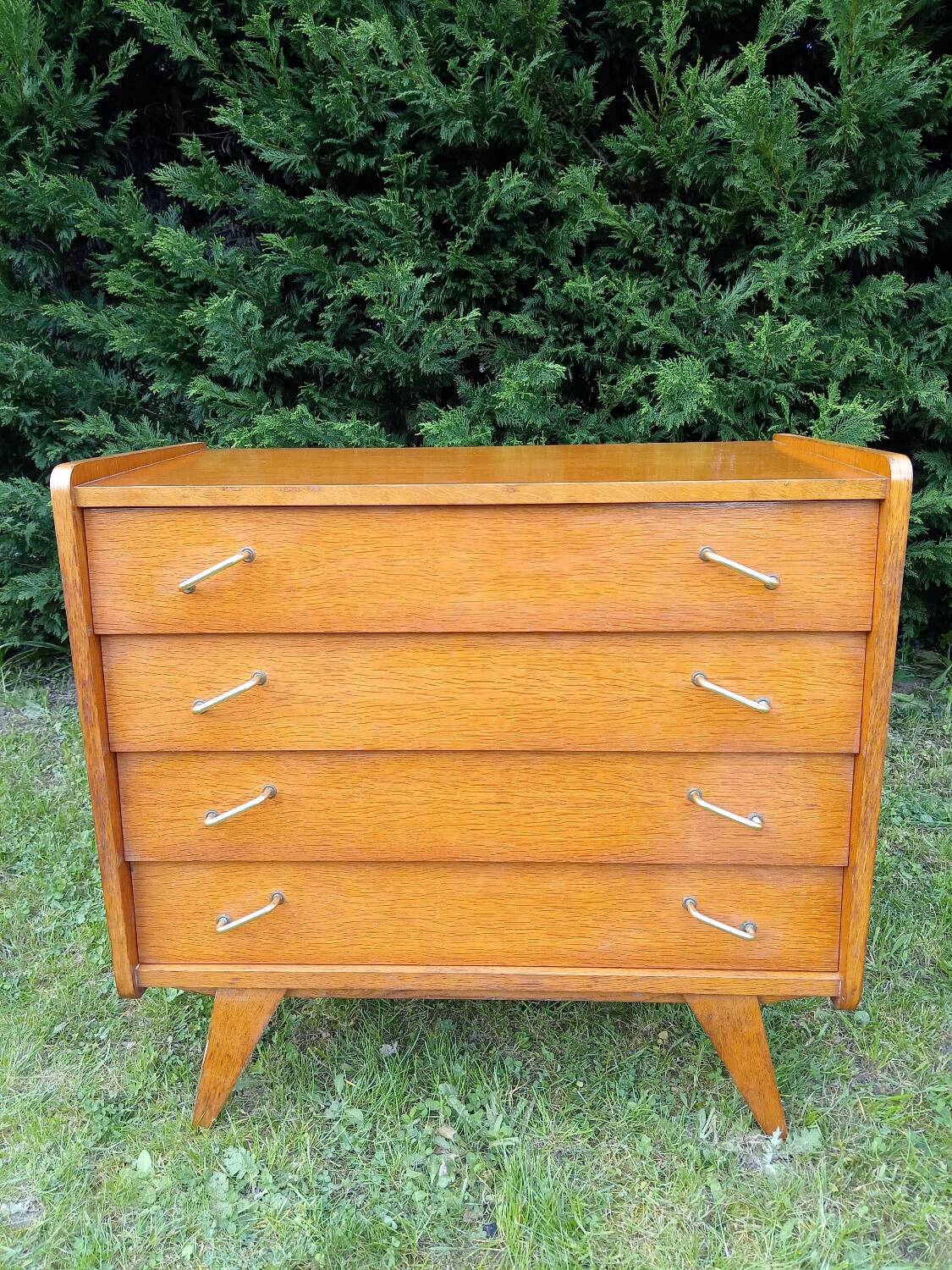 Vintage chest of drawers