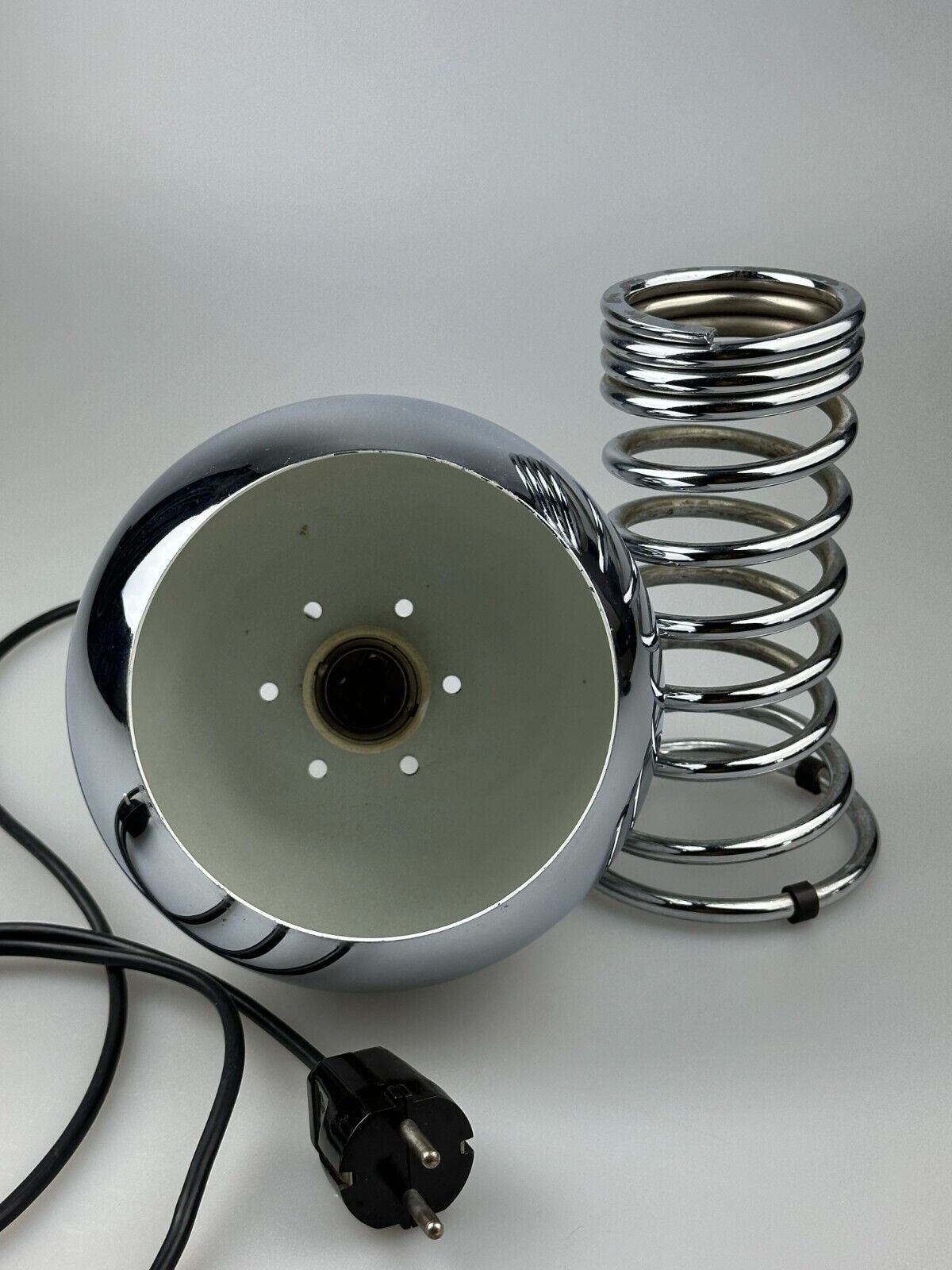 60s 70s table lamp ball lamp spring chrome metal space age design
