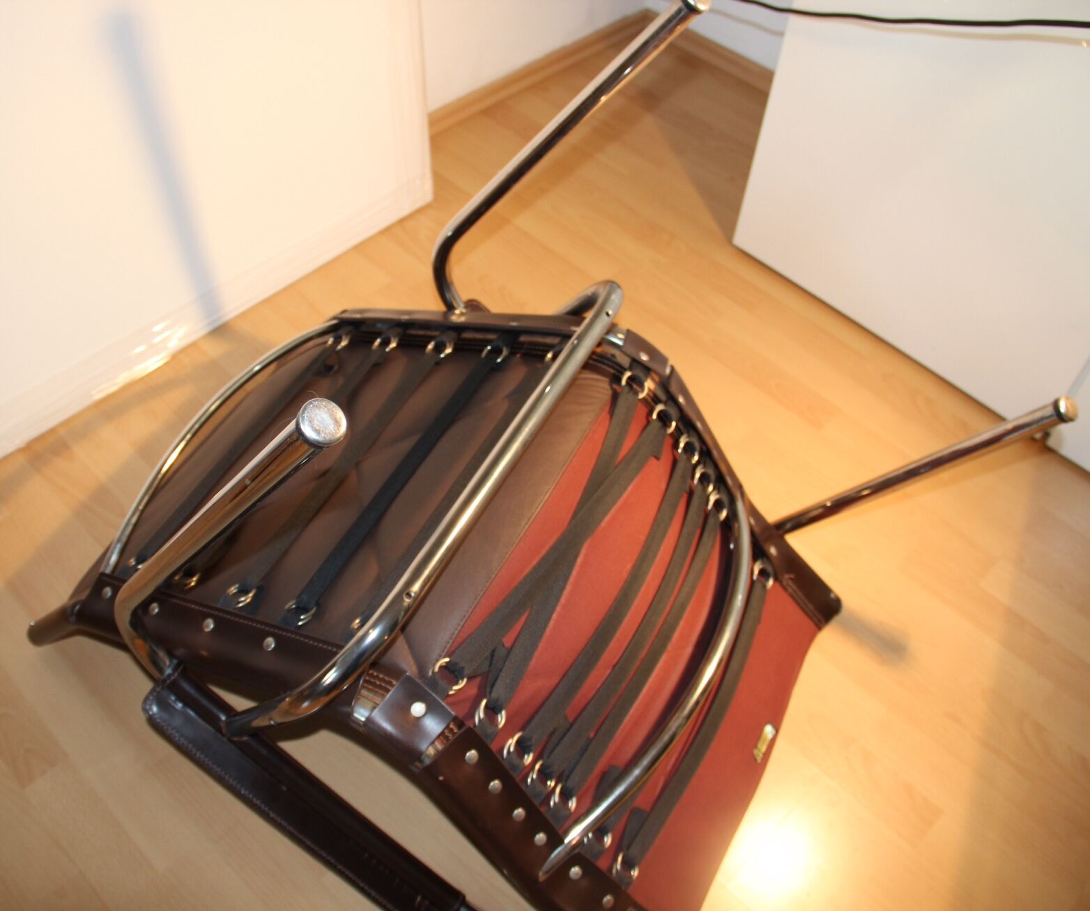 Pair of easy chairs model HE1106 for Strässle, Switzerland