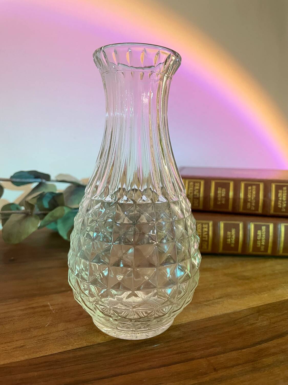 Beveled glass soliflore vase