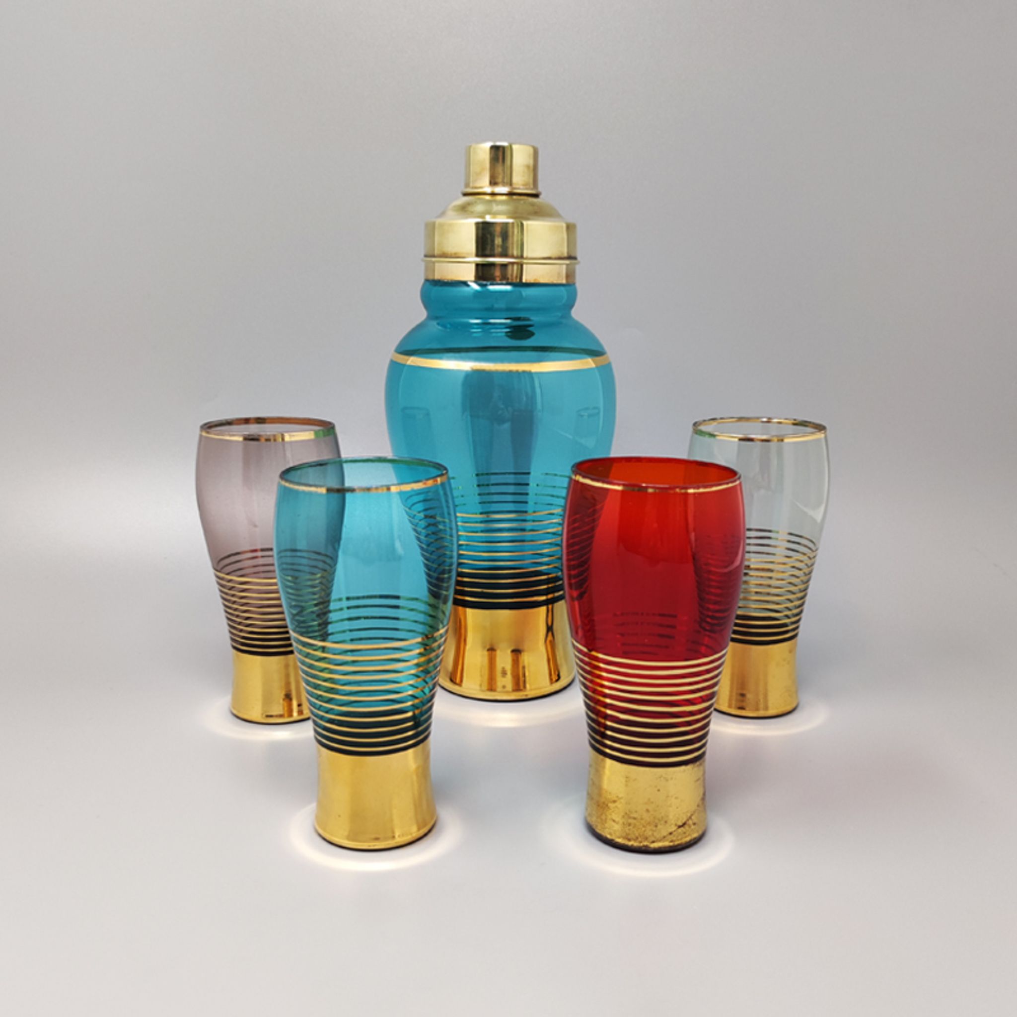 1960s gorgeous cocktail shaker set with four glasses in crystal