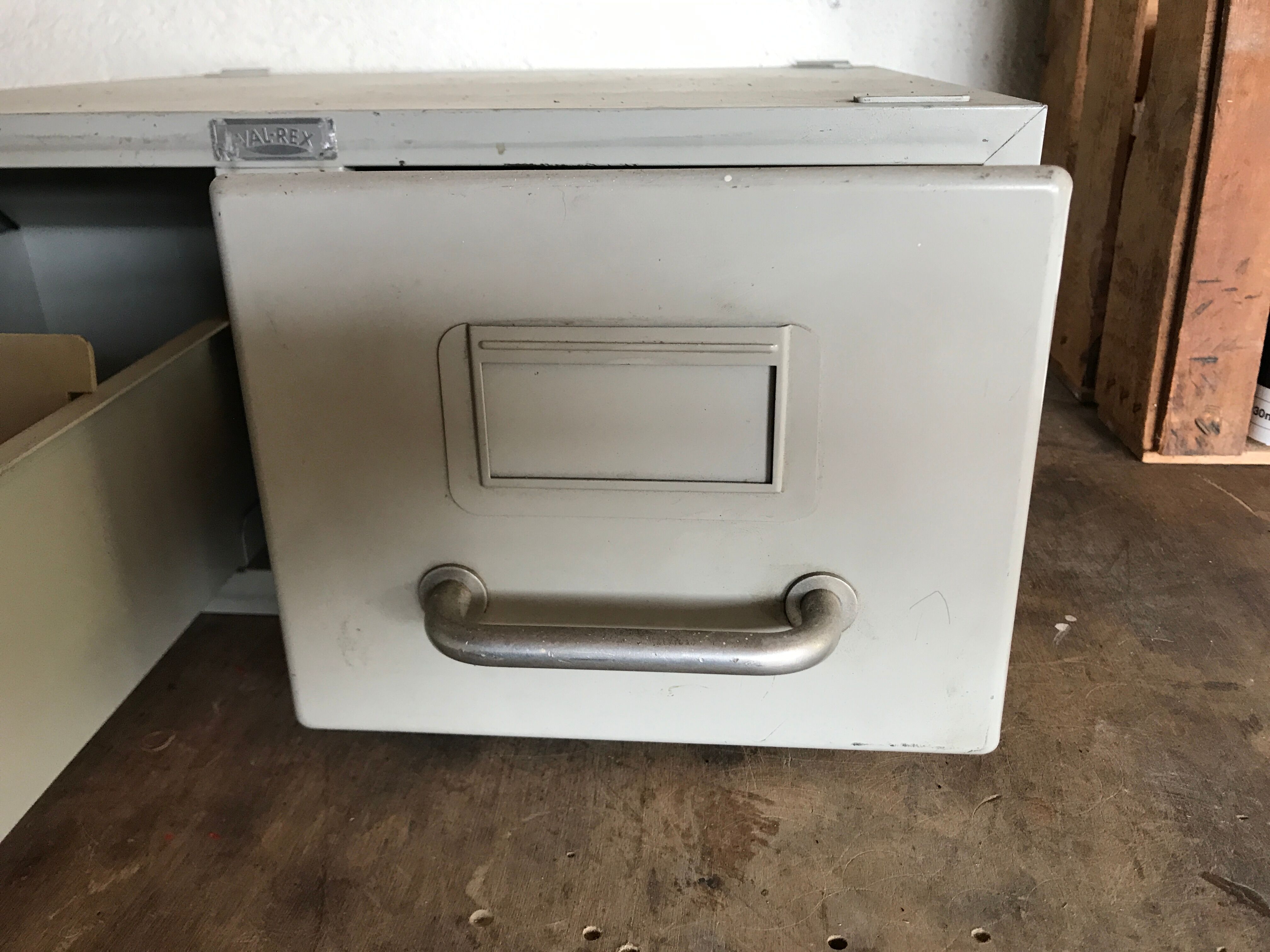 Locker industrial val - rex