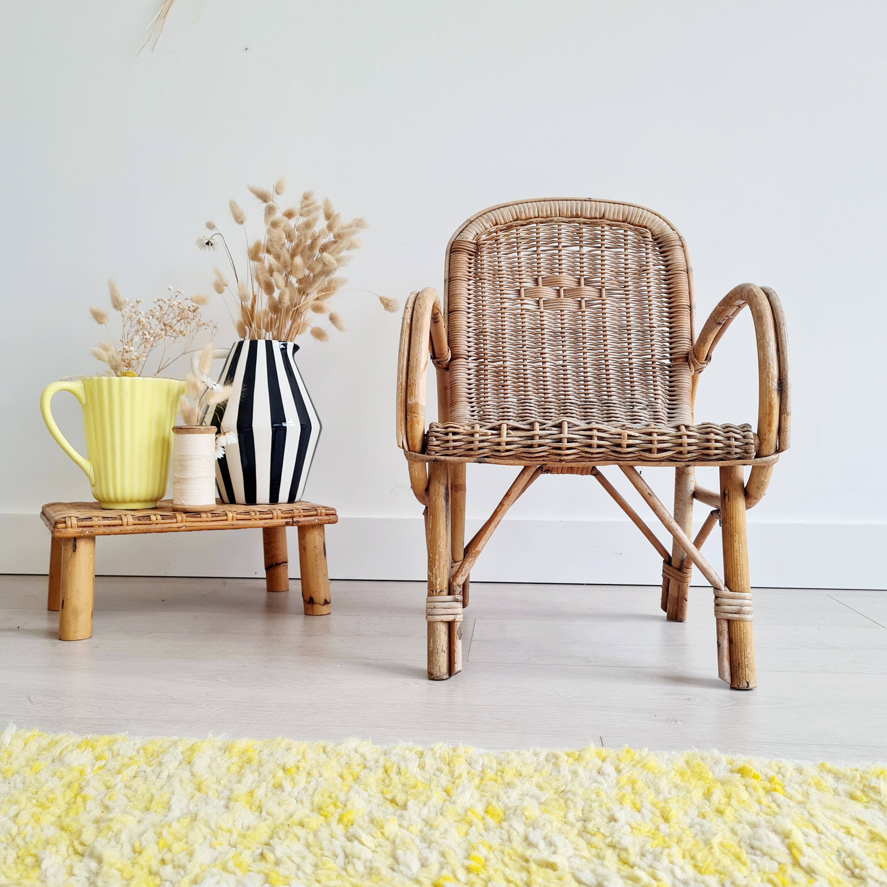 Fauteuil ancien enfant en rotin