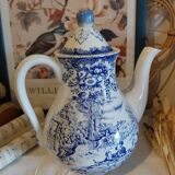 Old Lunéville K&G coffee pot