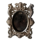 Porte photo napoleon 3 en bakelite noire a decor de chimeres