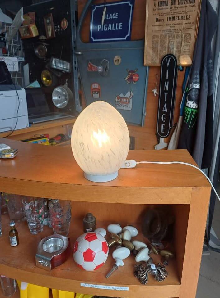 Vintage egg lamp from Italy