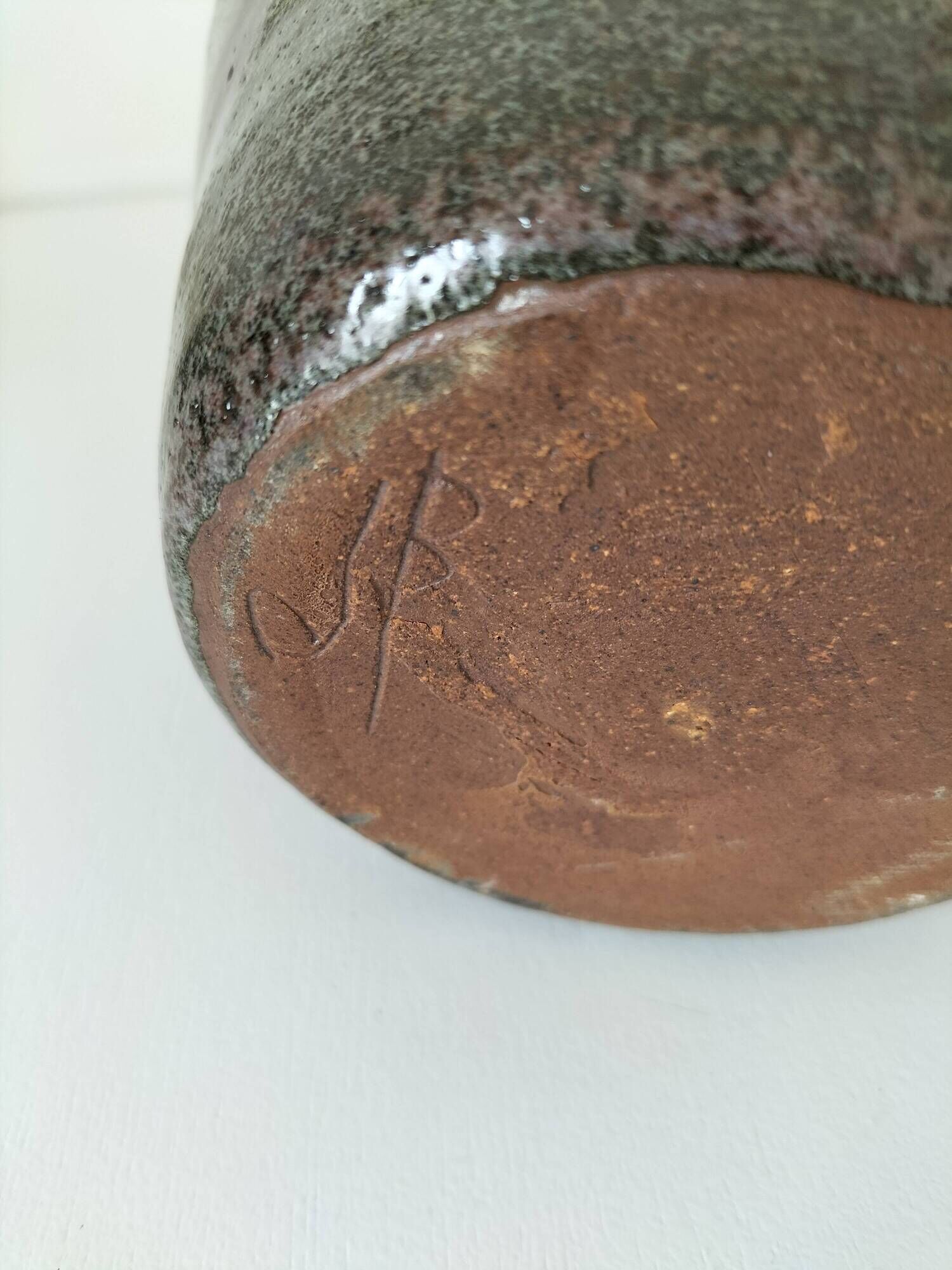 Stoneware vase – Signed JB