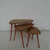 Tripod table-trundle