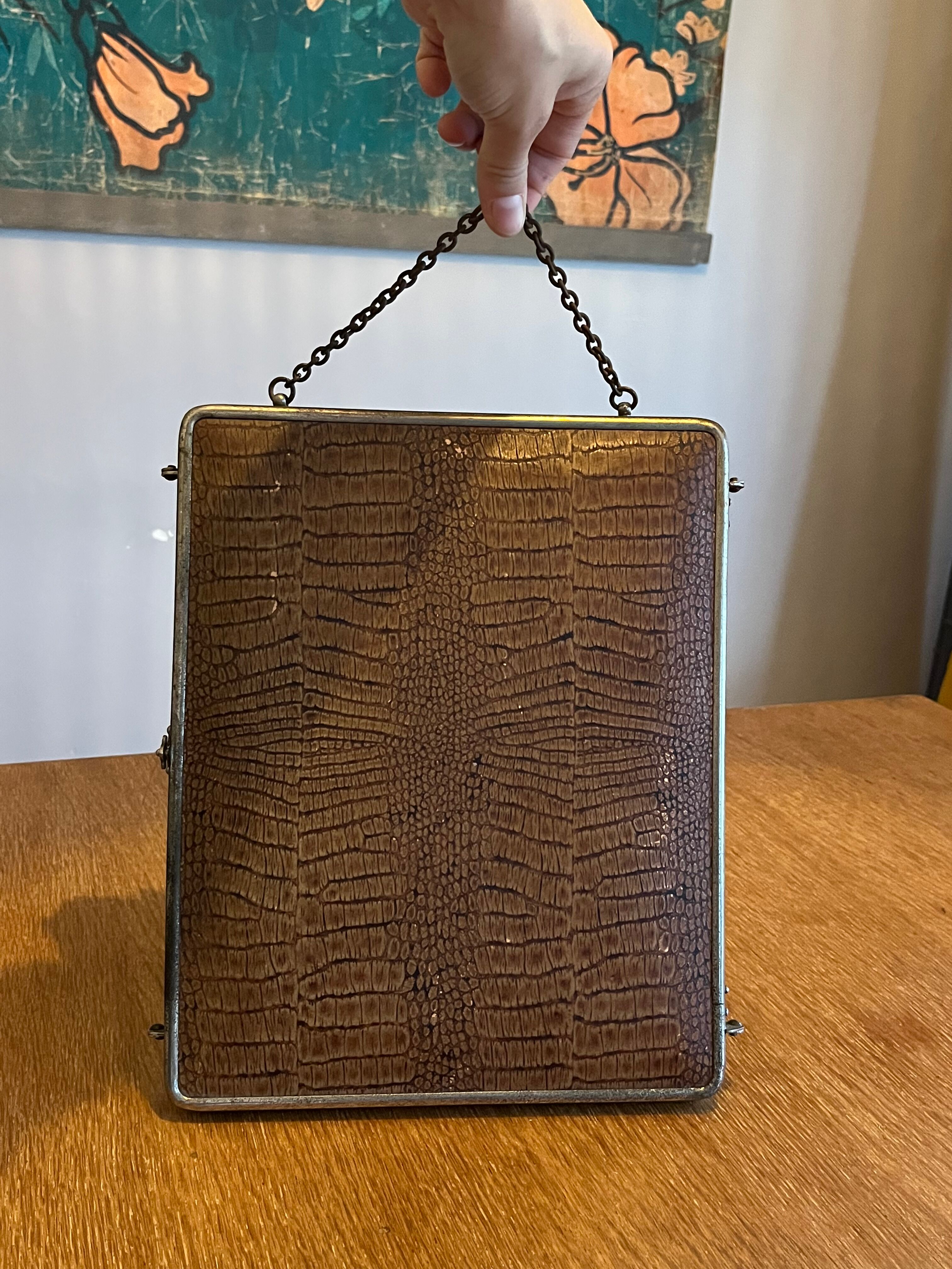 Triptych barber's mirror