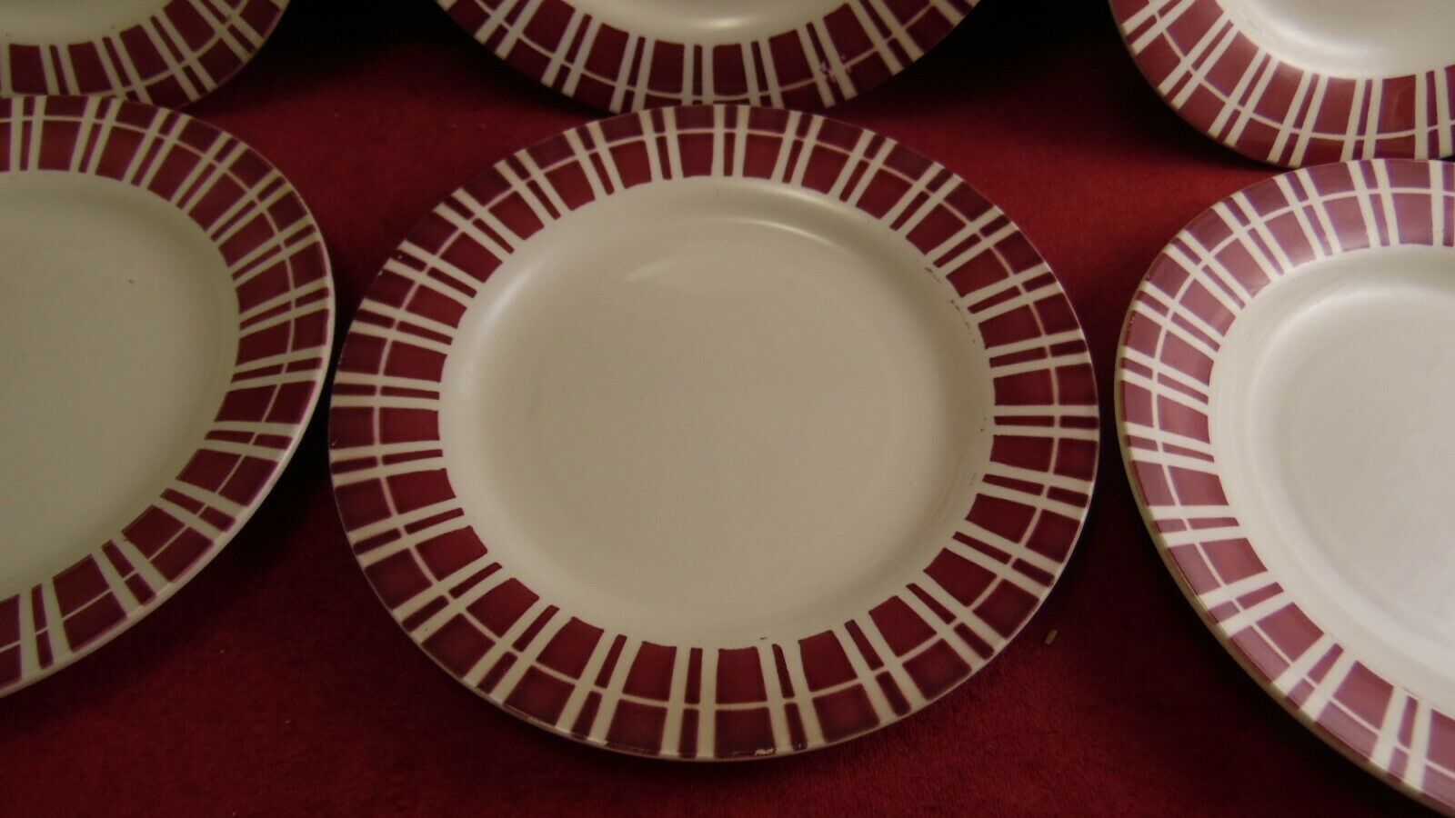 Lot 6 plates dessert faience vintage white red décor 9611 Sarreguemines