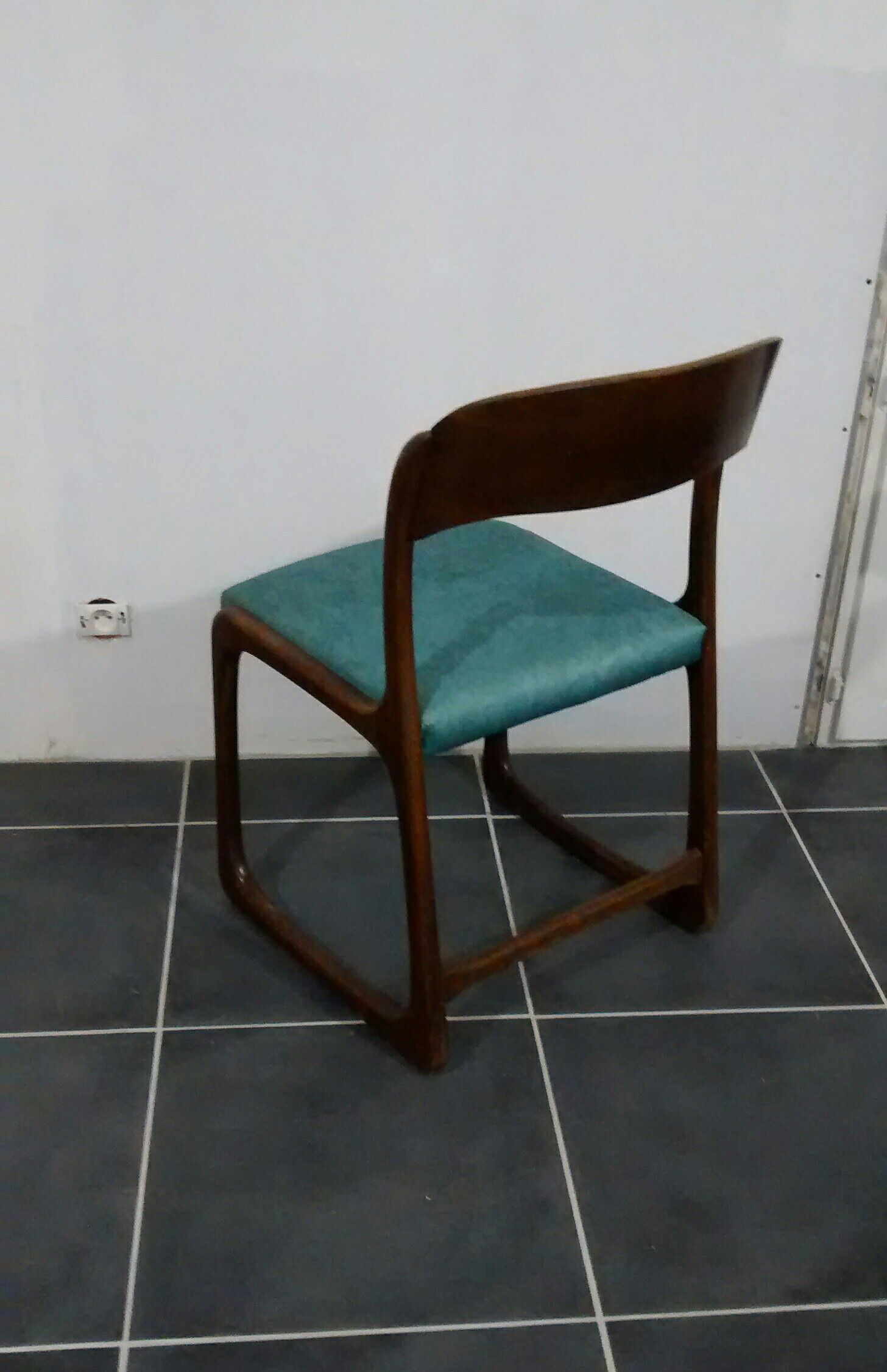 Pair of chairs Baumann sled