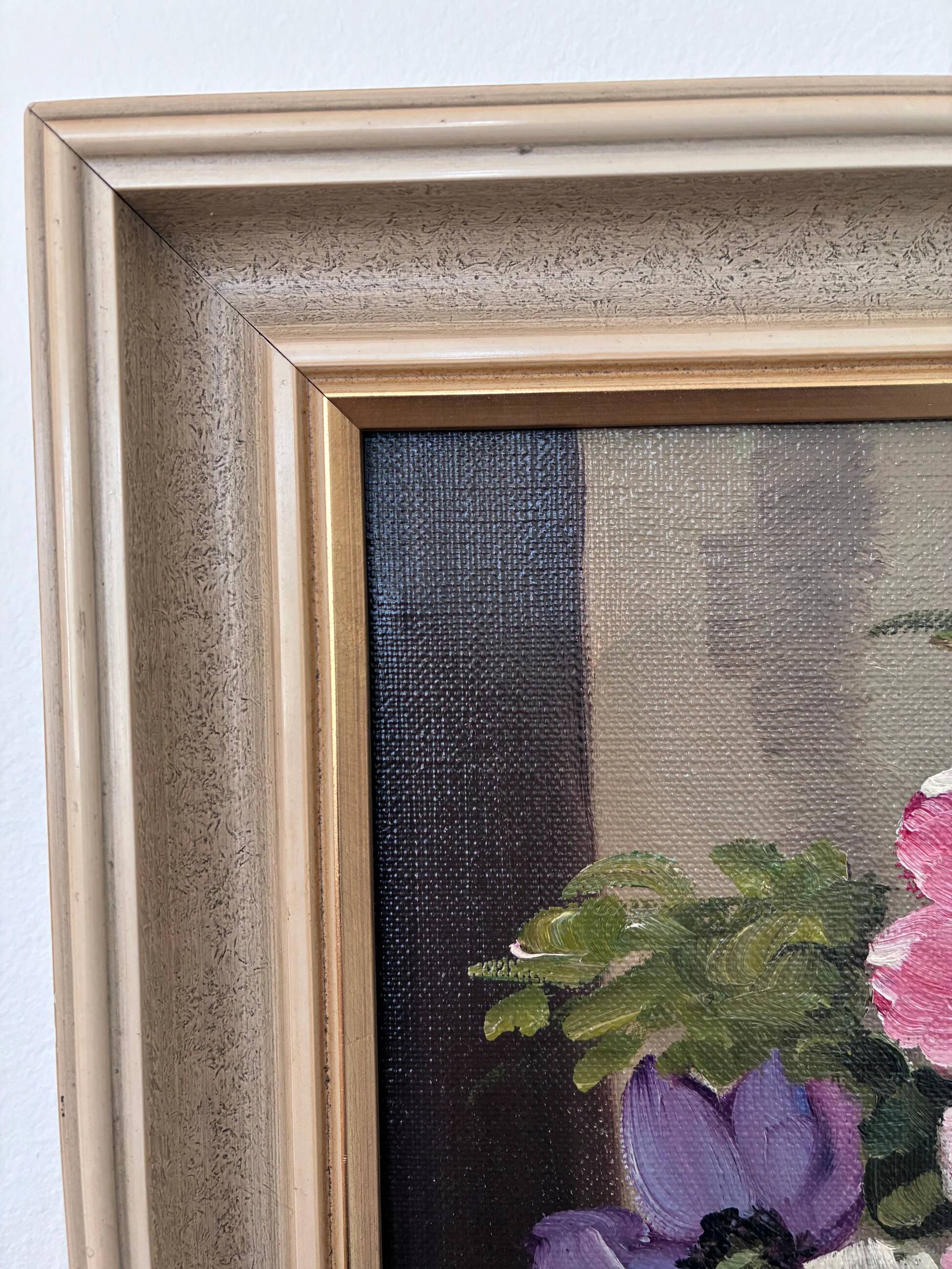 Vintage original flower oil painting, signed floral still life