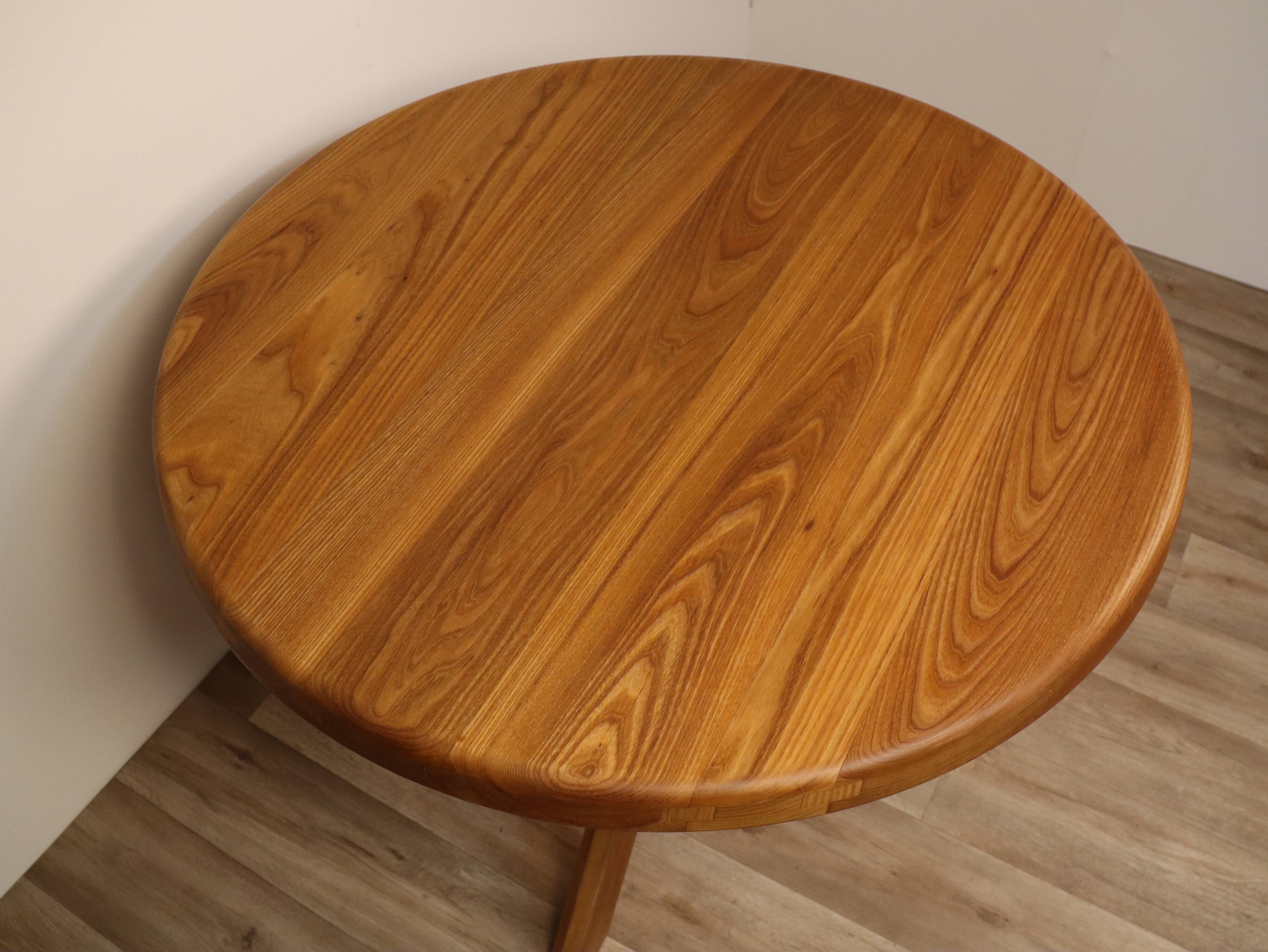 Dining table T21 edition Chapo model "Sfax"