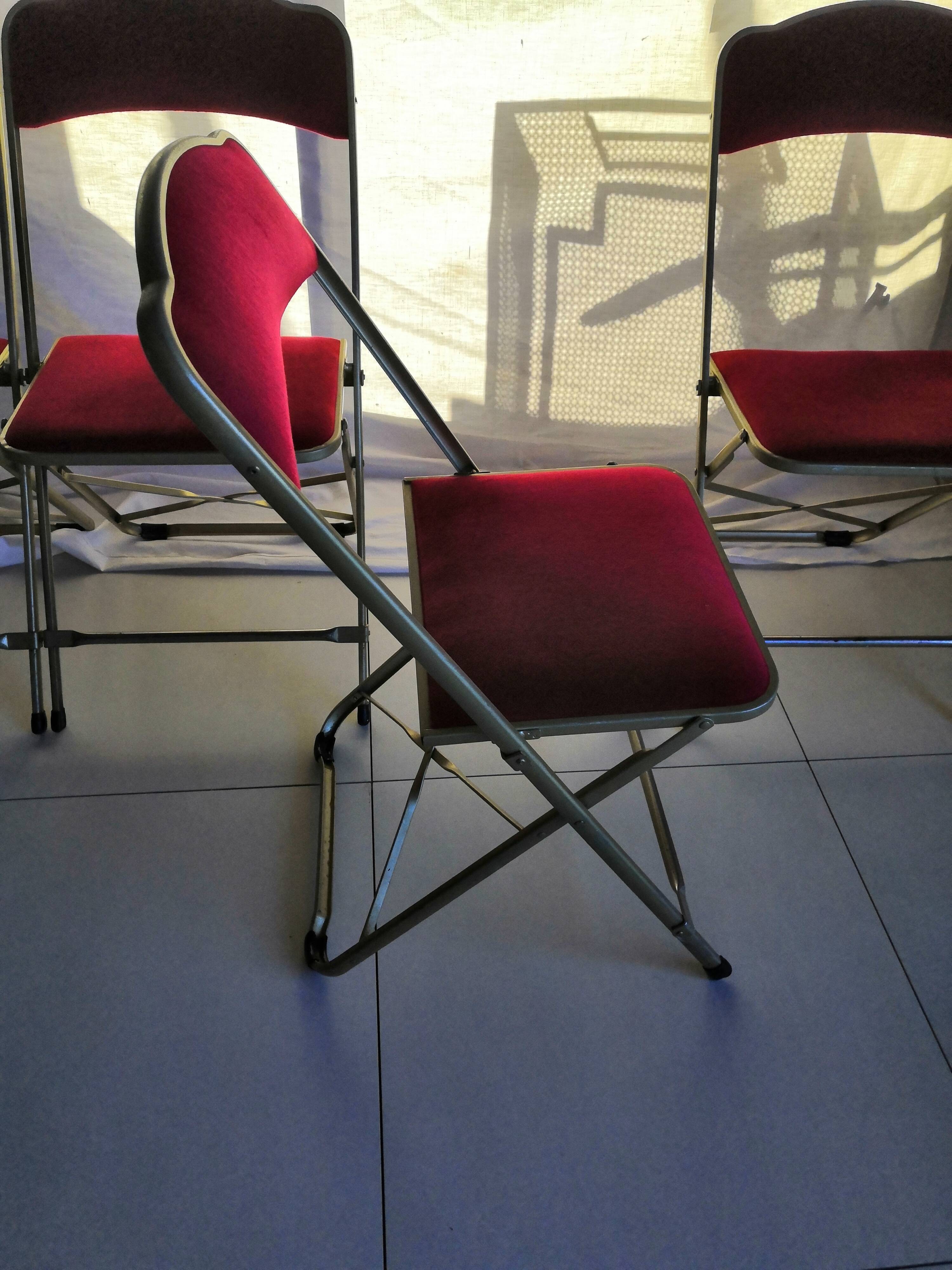 Suite of 4 folding chairs opera red velvet and vintage brass structure
