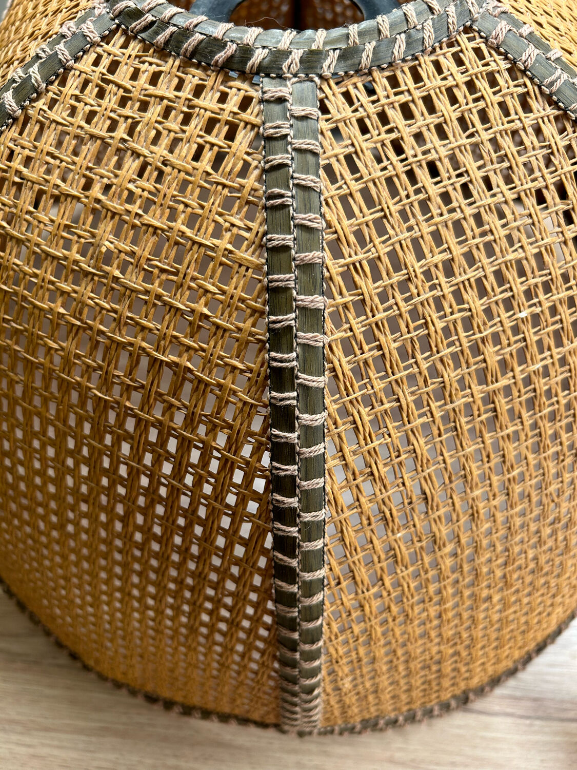 Flower suspension in canning of the 70s