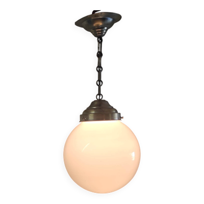 Suspension design Bauhaus globe opaline (diam: 20 cm) - mid.XXeme