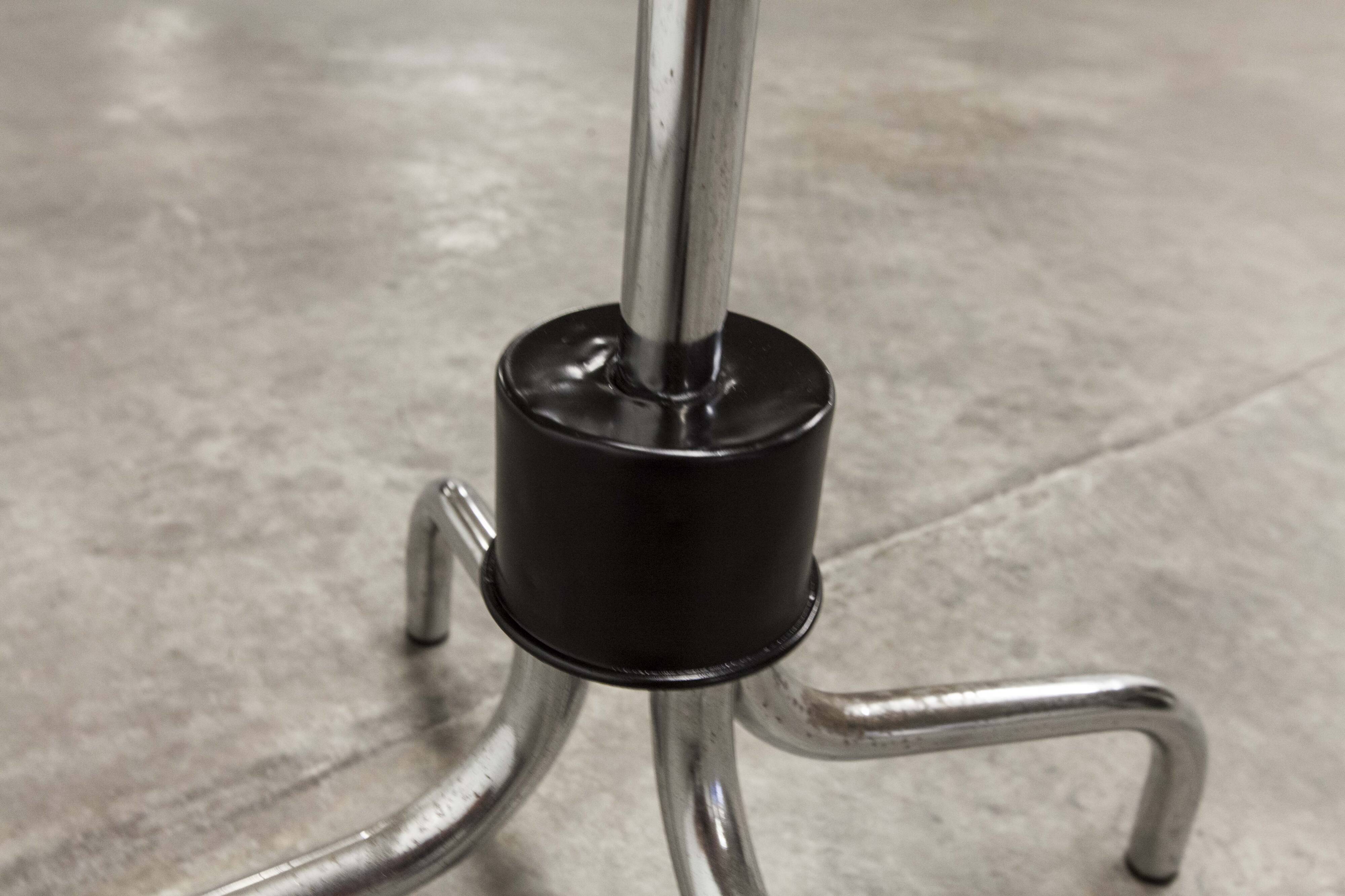 Parrot coat rack 16 hooks industrial in chromed metal and base + black balls 1960