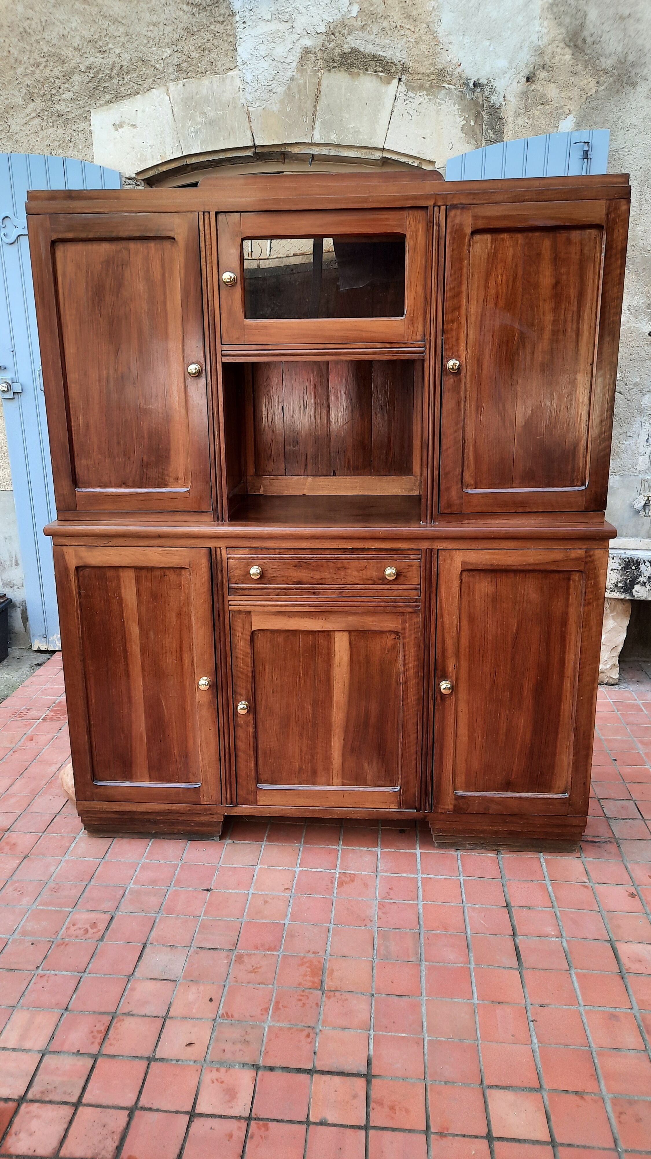 Buffet 2 vintage body