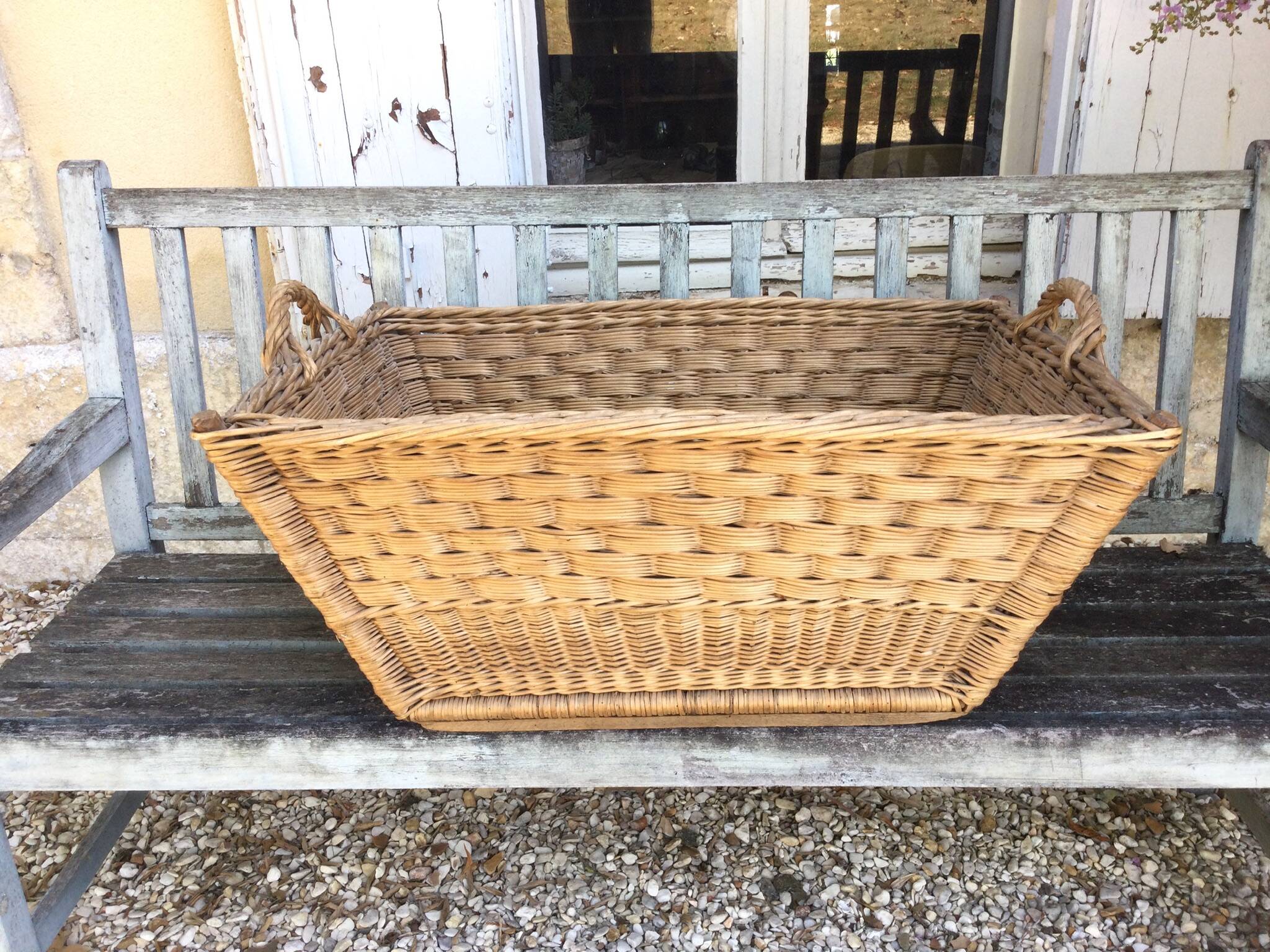 Old basket with 2 handles