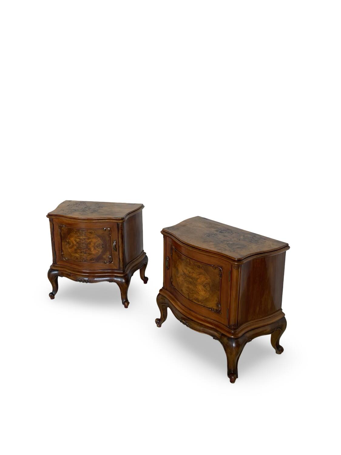 Paire de tables de chevet italiennes du milieu du XXe siècle