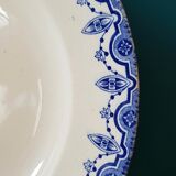 Boch La Louvière set of 4 blue plates Model Clara
