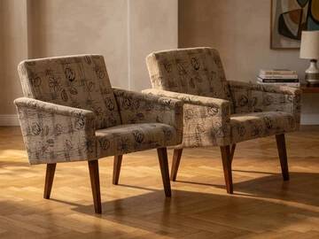 Pair of mid-century upholstered armchairs with floral fabric, Czechoslovakia, 65 × 75 × 85 cm