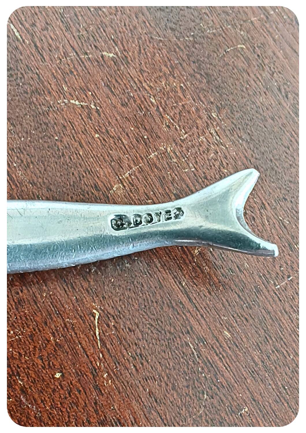 Louche à sucre Carroll Boyes des années 1990 « Poisson »