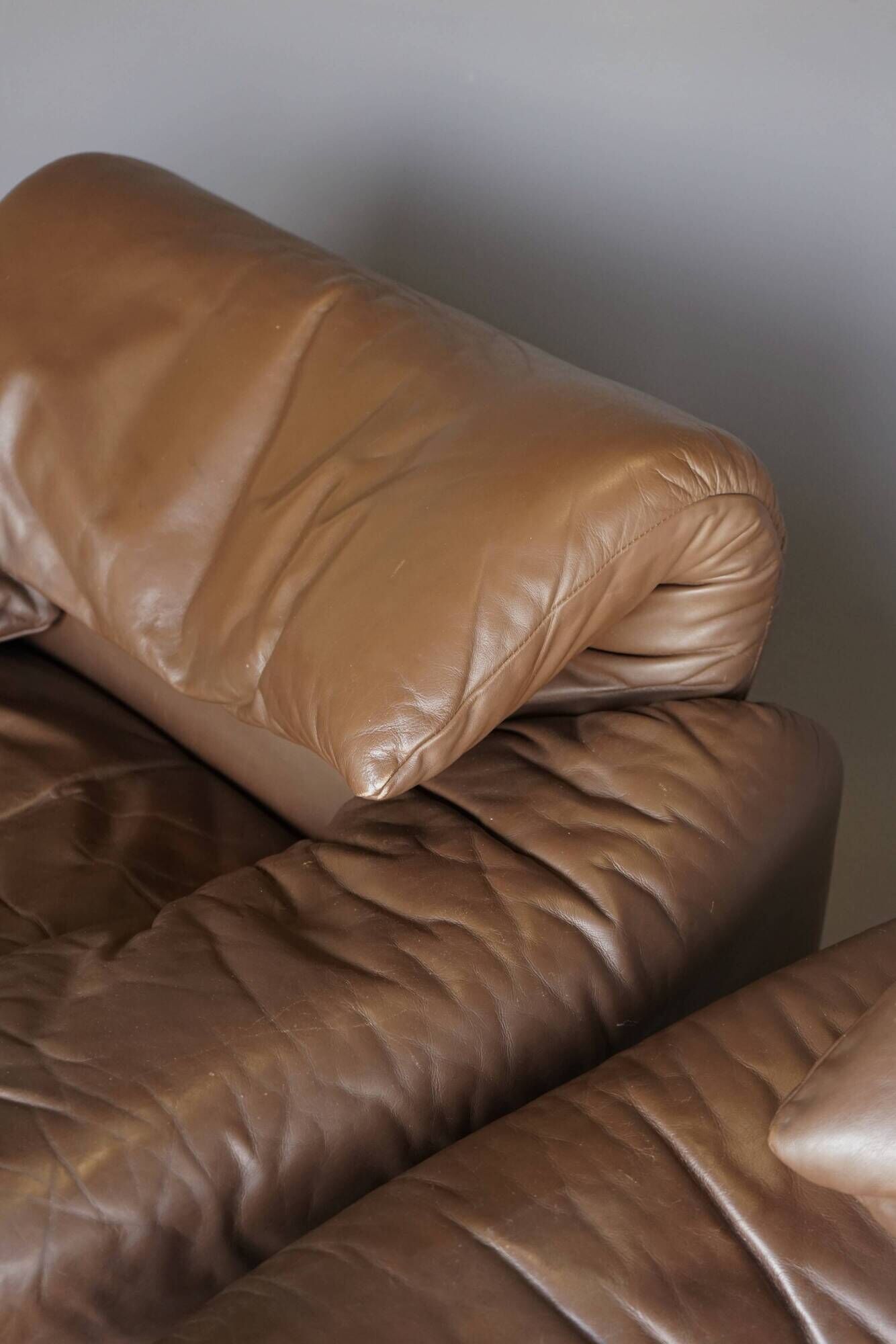 Maralunga Leather Armchairs by Vico Magistretti for Cassina, 1973