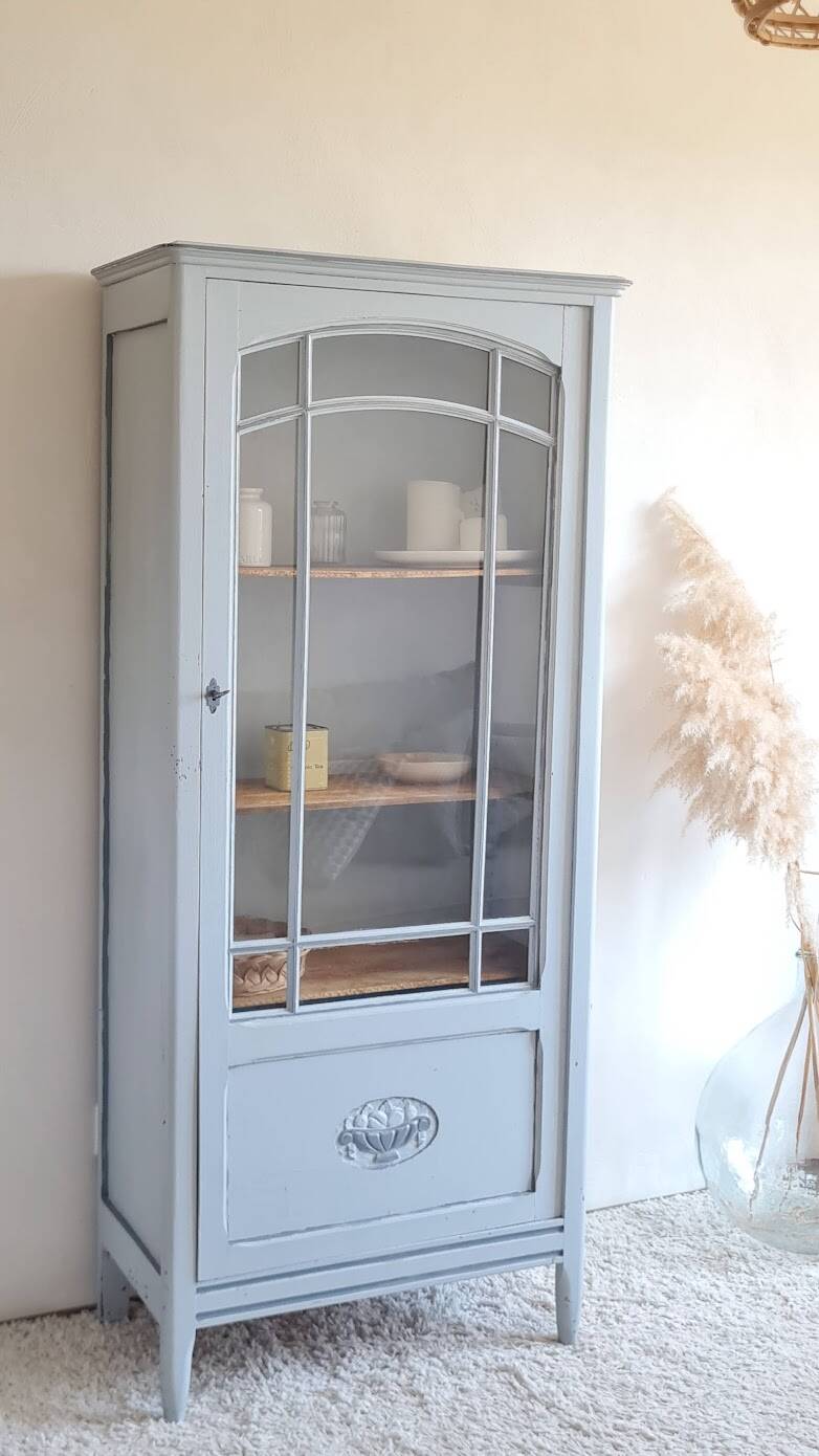Parisian Art Deco glass cabinet