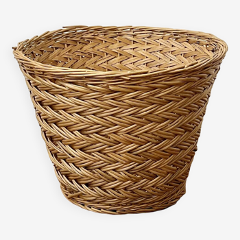 Wicker basket