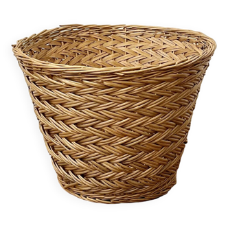 Wicker basket