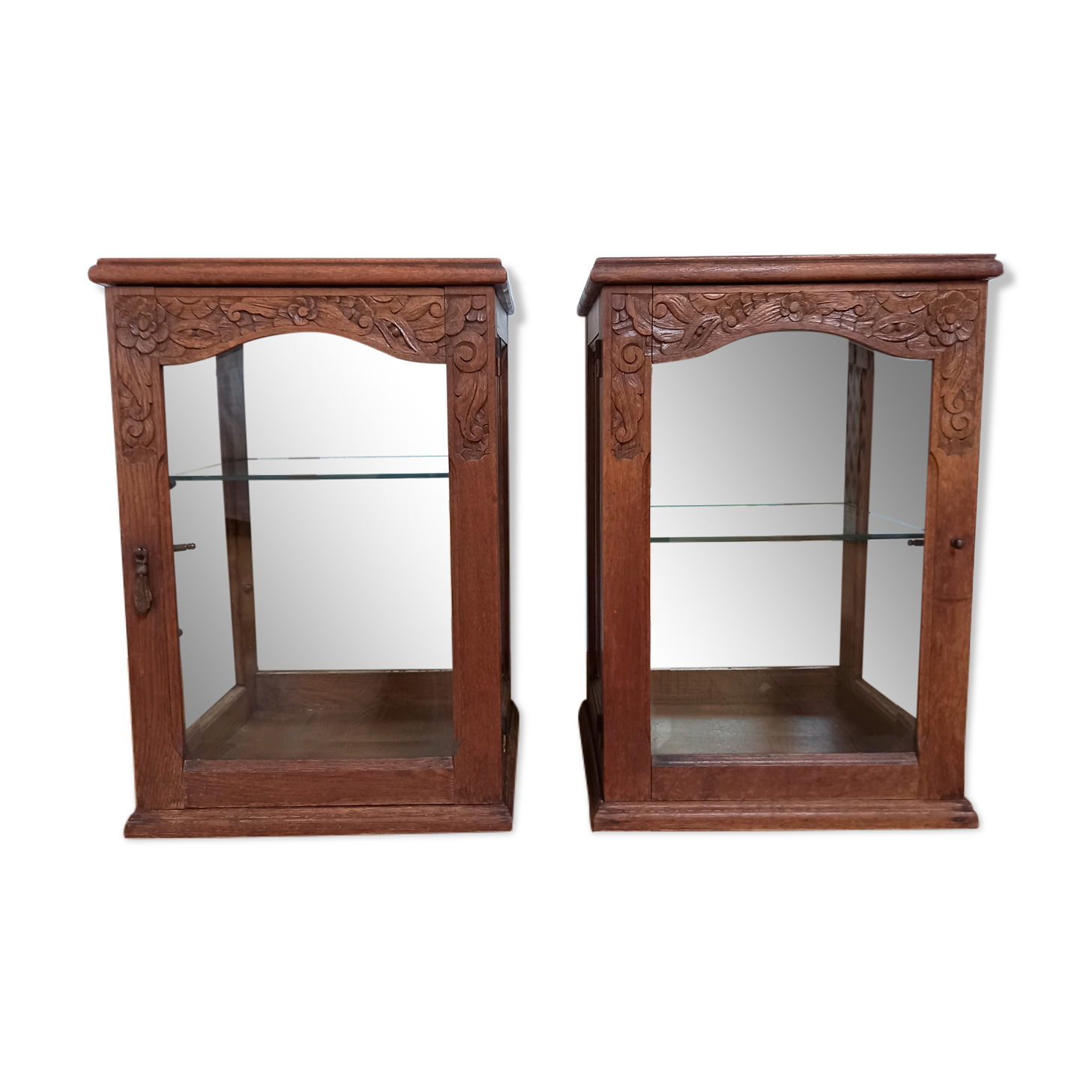 Lot de 2 vitrines