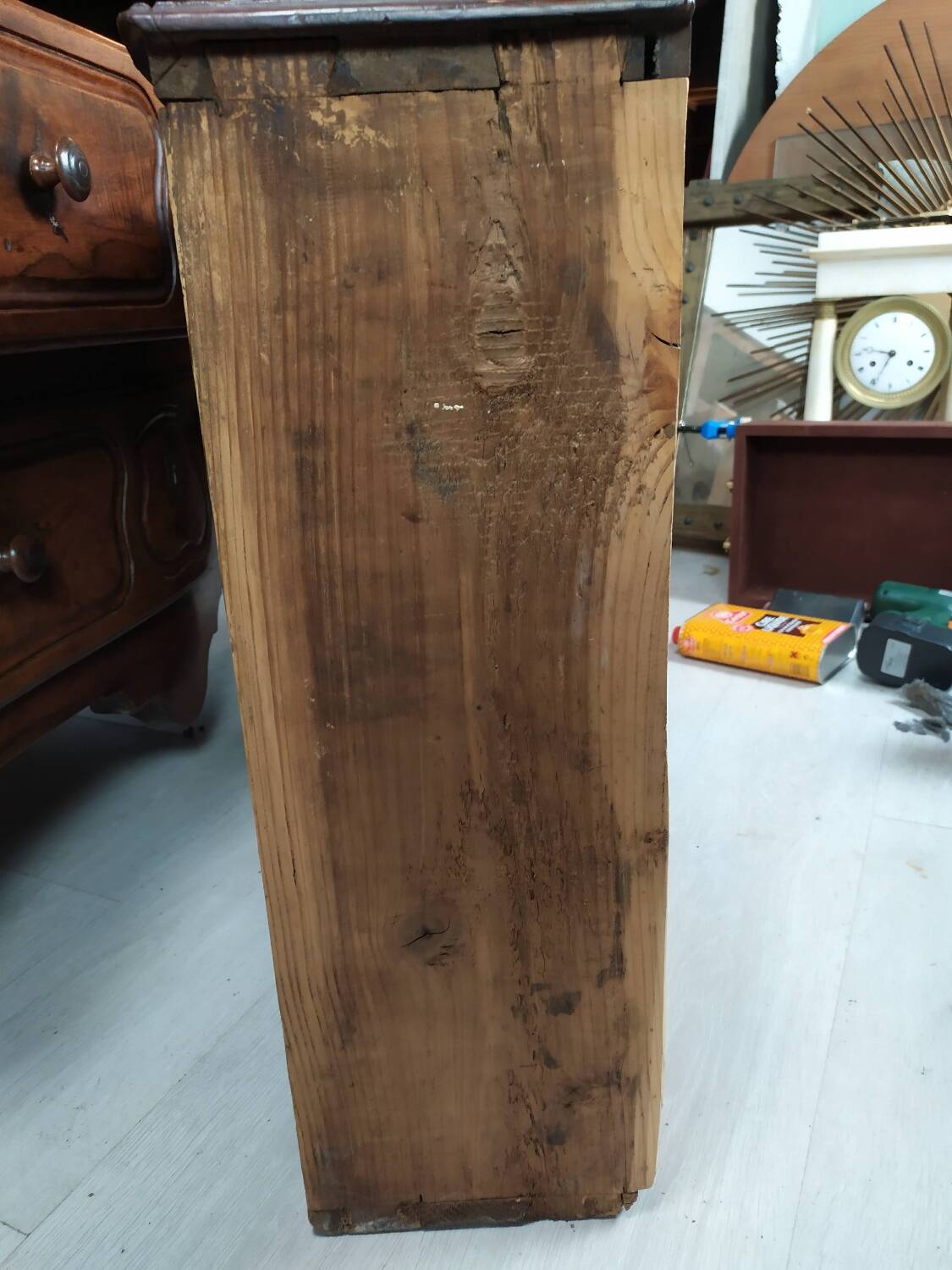 Louis XV chest of drawers