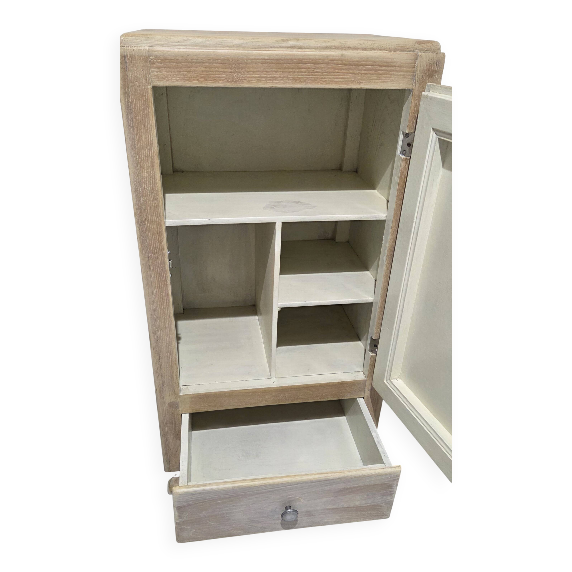 Vintage small buffet cabinet Mado from the 1950s.